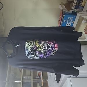 Torrid skeleton head colorful sweatshirt  size 5 &4 very soft and comfortable